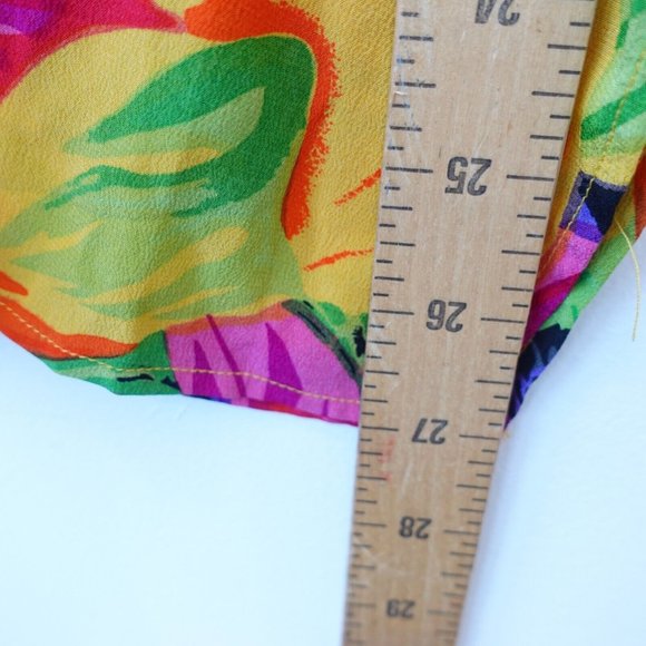 VINTAGE Tropical Top Women XL Silk Bold Blouse Vivid Bright Leaves Boho 90s - Picture 5 of 10